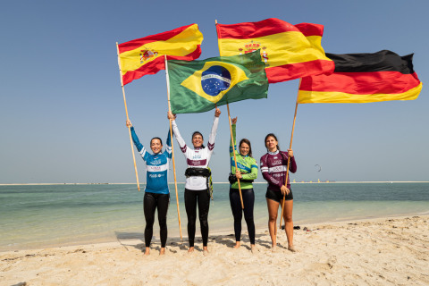 GKA24-Doha-E1020638Bruna-Kajiya-Claudia-Leon-Kaya-Lehmann-Rita-Arnaus_SamuCardenas_